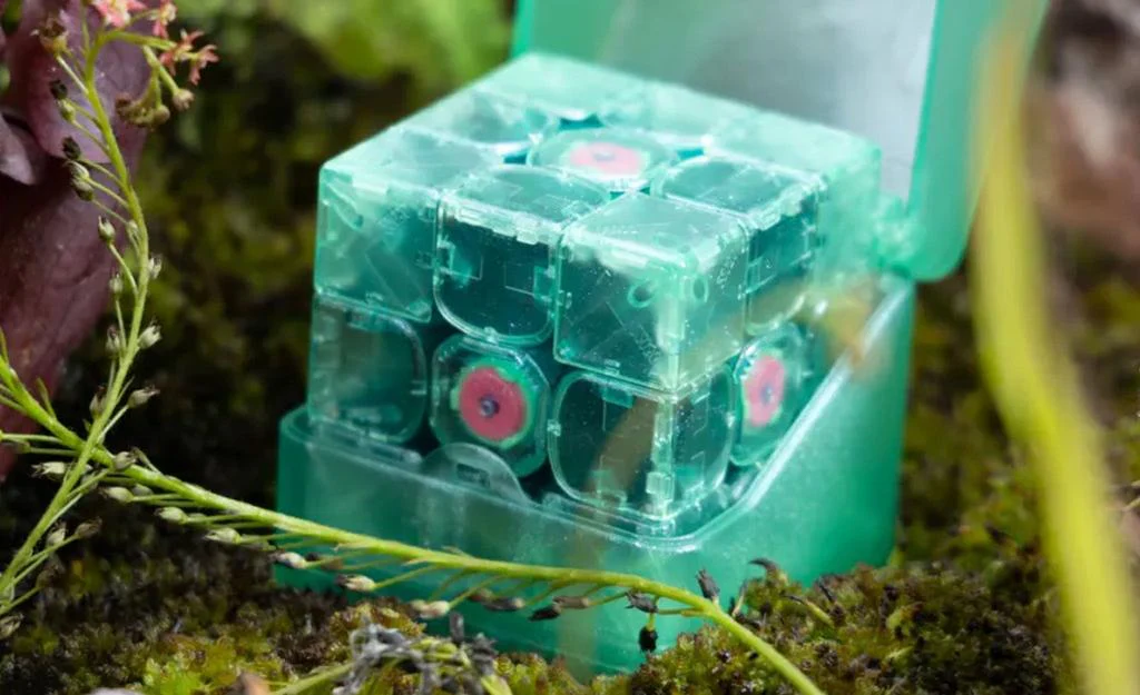 GAN 15 3x3 Emerald (Magnetic, MagLev, Core Magnets, UV Coated) - Limited Edition - Image 3