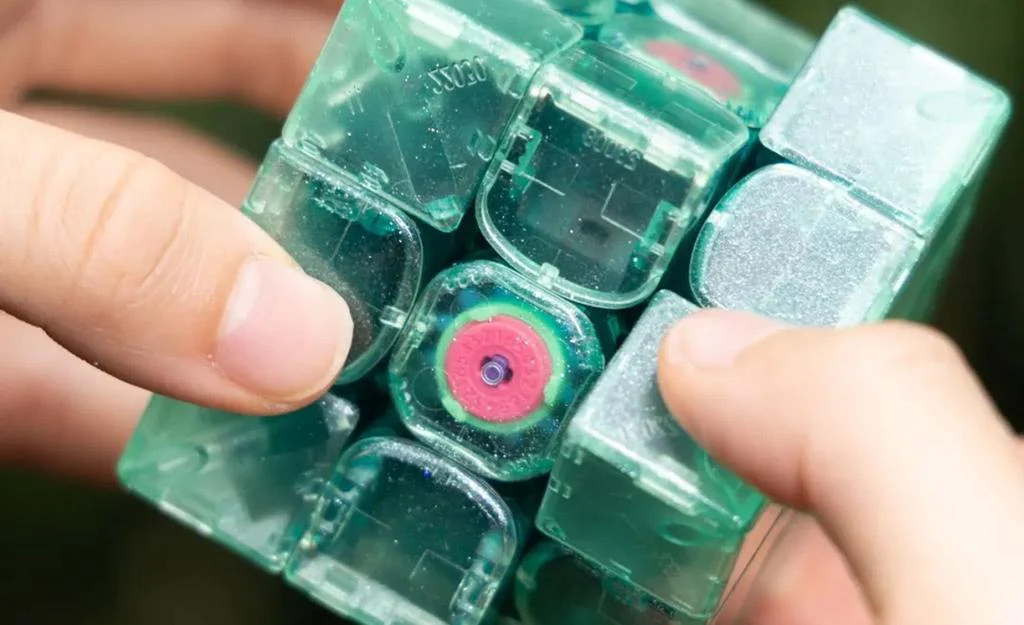GAN 15 3x3 Emerald (Magnetic, MagLev, Core Magnets, UV Coated) - Limited Edition - Image 4