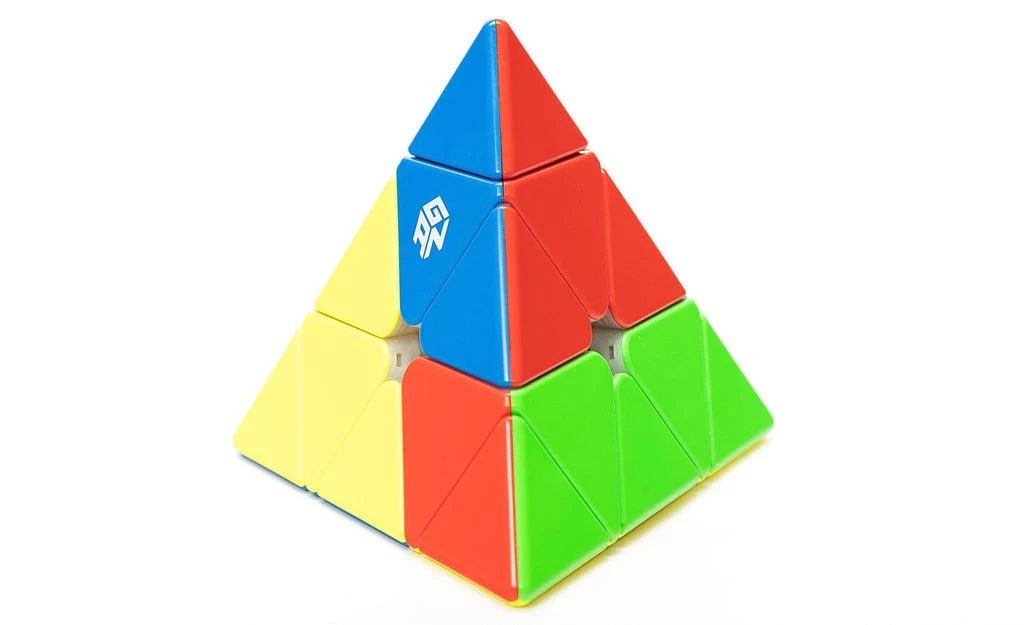 GAN Pyraminx Enhanced (Magnetic, Core Magnets, UV Coated) - Image 4