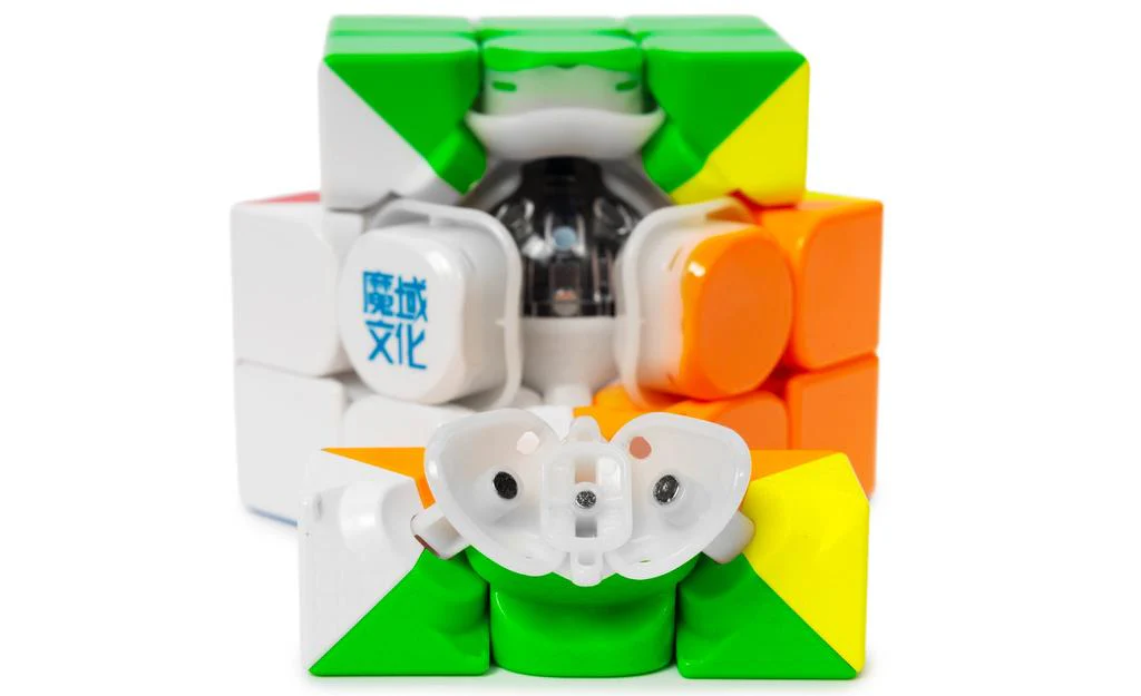 MoYu AoLong V5 3x3 (Magnetic, 20-Magnet Ball-Core, MagLev, UV Coated) - Image 4