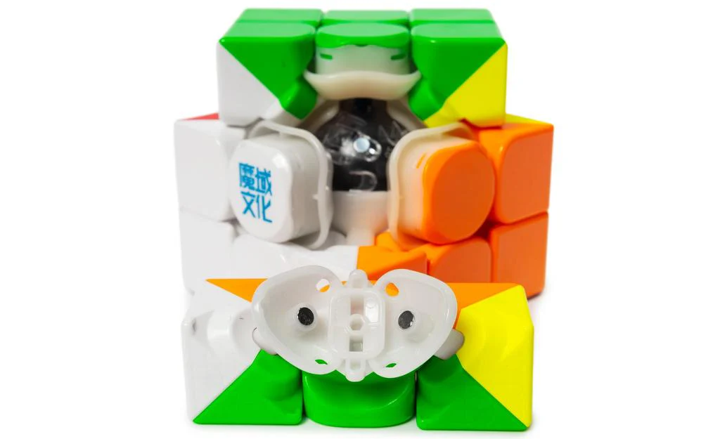 MoYu AoLong V5 3x3 (Magnetic, Ball-Core, MagLev, UV Coated) - Image 4