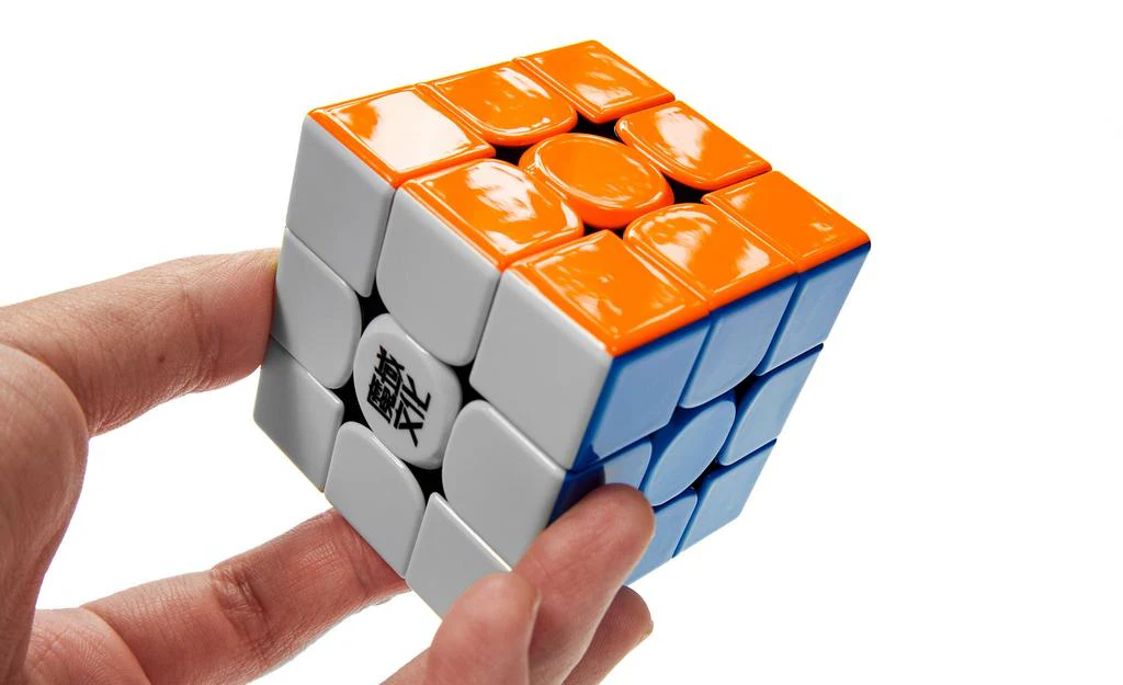 MoYu WeiLong 3x3 V11 SE (Magnetic, MagLev, 20-Magnet Ball-Core, UV Coated) - Image 2