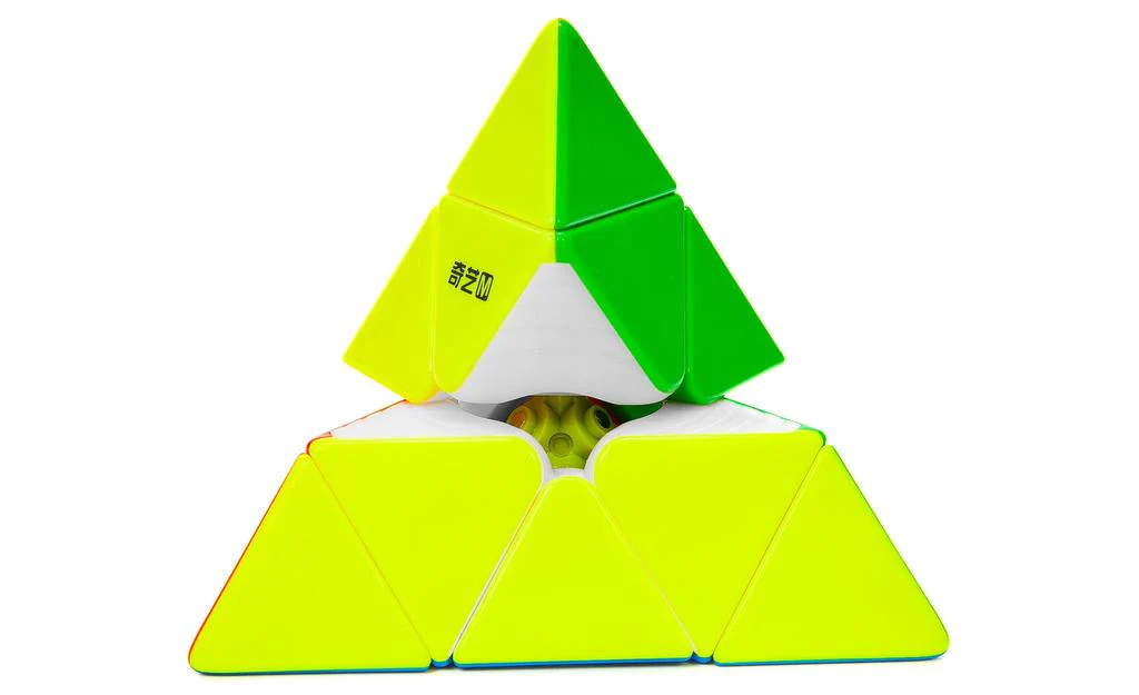 QiYi M Pro Pyraminx Pioneer (Magnetic, MagLev, Core Magnets, UV Coated) - Image 4