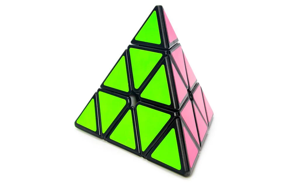 QiYi Pyraminx (Glow in the Dark) - Image 3