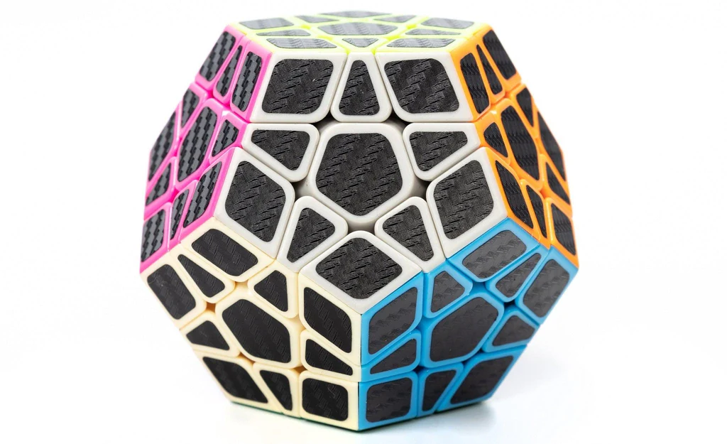 Z Megaminx (Carbon Fiber) - Image 3